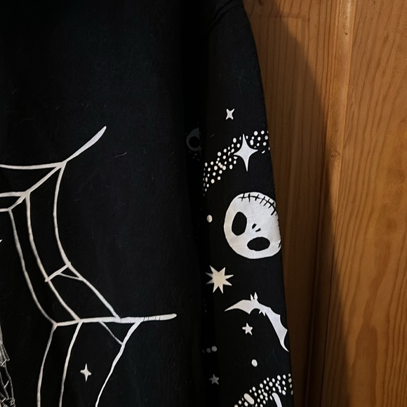 Mightmare before christmas sweatshirt - Picture 3 of 6